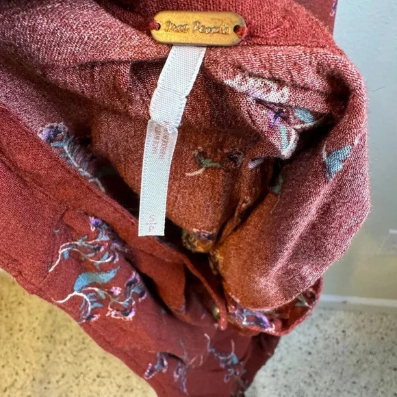 Free People Snap It Up Swing Tree Tunic Maroon Tank Top Boho Casual Size Small - Picture 6 of 8